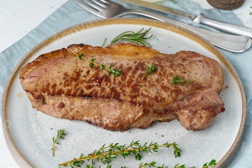 Preview: Delicious Steak with Rosemary and Thyme on Plate