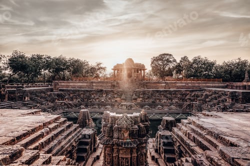 Preview: Scenic view of the Sun Temple at the Modhera village at sunset, Gujarat, India