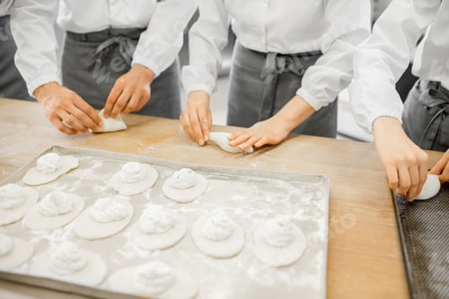 Preview: Forming buns at the manufacturing