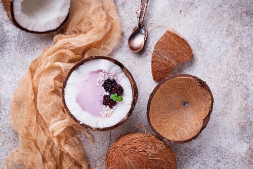 Preview: Blackberries smoothie in coconut shell