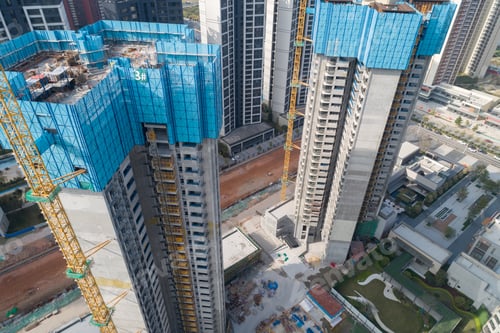 Preview: Aerial view of multistory apartment construction site in China