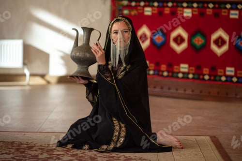 Preview: Girl in national costume