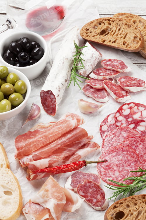 Preview: Salami, ham, sausage, prosciutto and wine