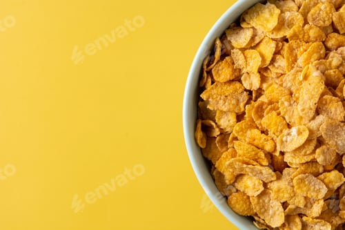 Preview: Corn flakes in a blue bowl