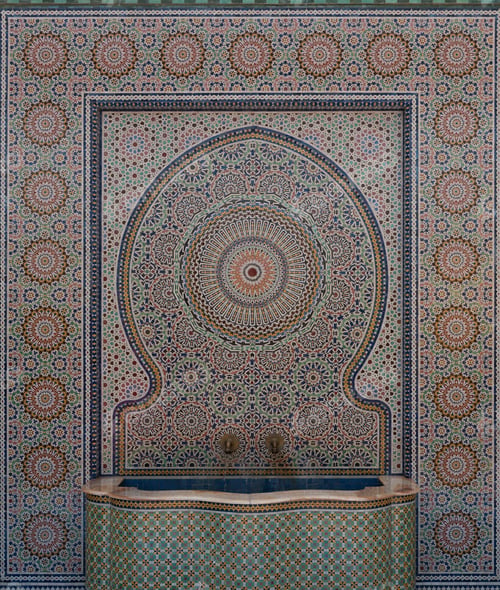 Preview: Textured Fountain In A Garden