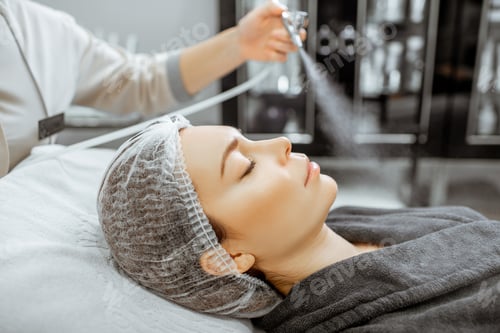 Preview: Professional facial hydration