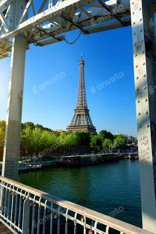 Preview: Passerelle Debilly in Paris