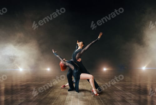 Preview: Elegant dancers, ballrom dance on the stage