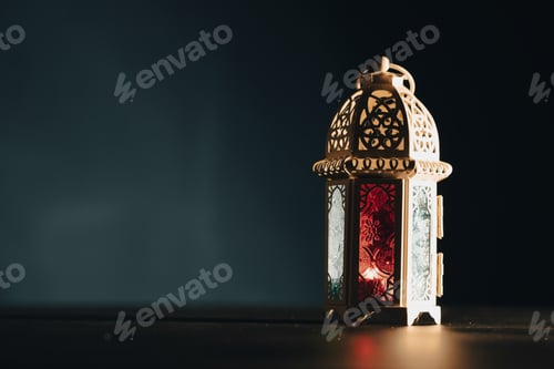 Preview: Festive greeting card for Muslim holy month Ramadan Kareem.