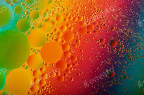 Preview: Macro photography of the oil drops on the water surface.