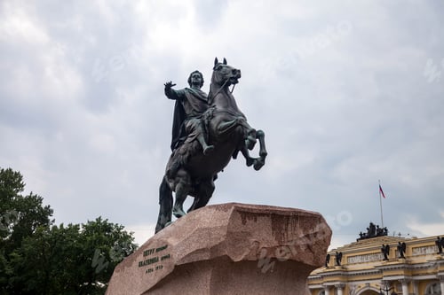 Preview: Bronze horseman monument on Neva river embankment on cloudy day