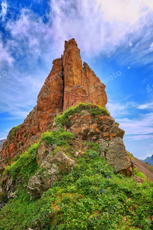 Preview: Pointed steep red rock
