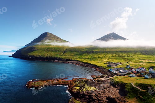 Preview: Picturesque view on village of Gjogv