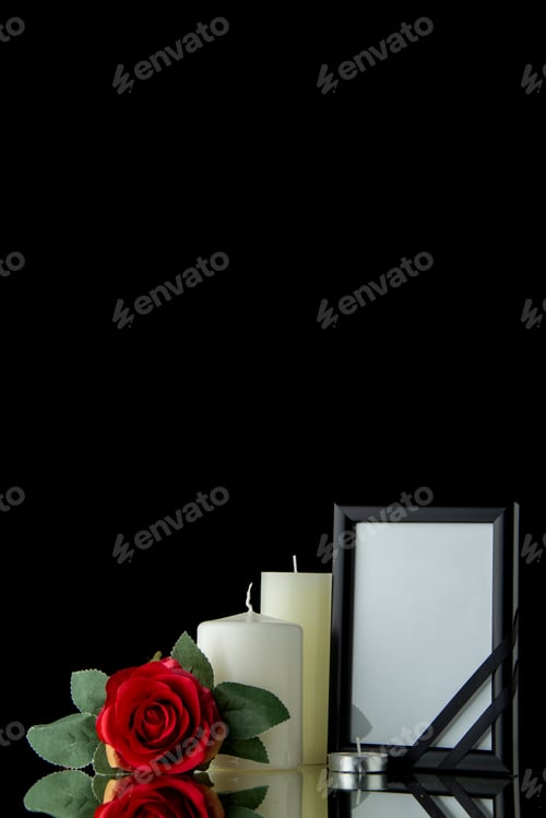 Preview: front view of white candles with picture frame on black background death palestine funeral