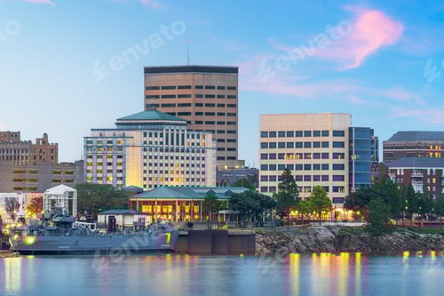 Preview: Evansville, Indiana, USA downtown city skyline on the Ohio River