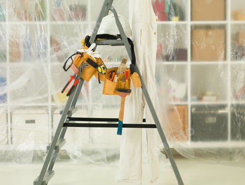 Preview: hanging there ladder
