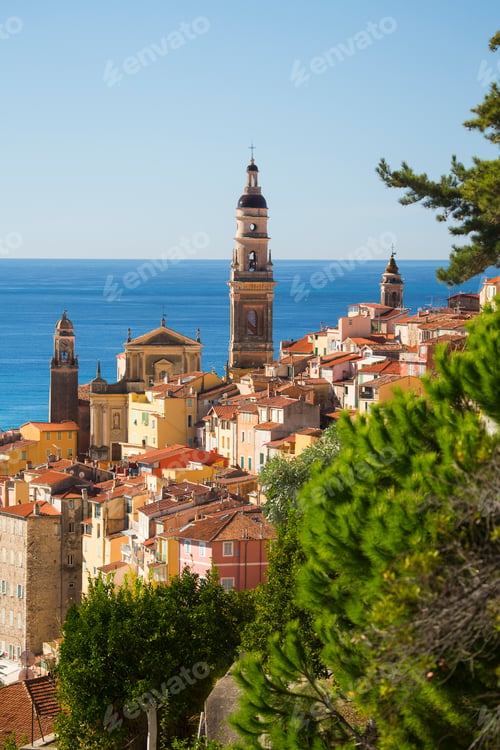 Preview: Elevated view of St. Michael the Archangel, Menton, France