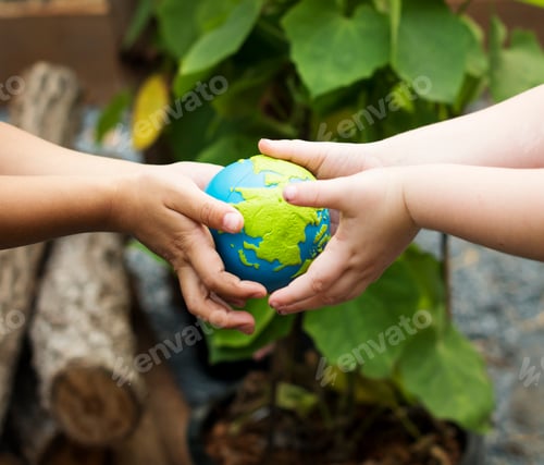 Preview: Kids holding a clay molded as