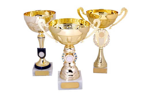 Preview: Three golden cups
