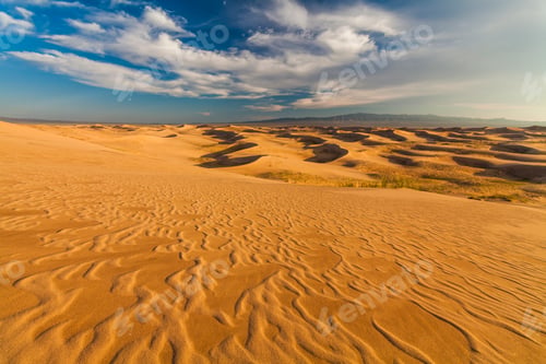 Preview: Beautiful view of the dunes of the Gobi Desert. Mongolia.