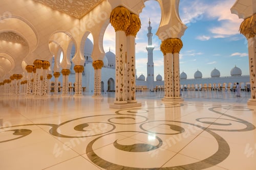 Preview: Sheikh Zayed Grand Mosque in Abu Dhabi, important cultural tourist attraction