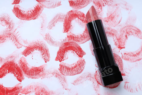 Preview: Imprint of a kiss on a letter with lipstick.