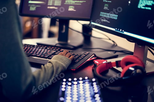 Preview: Closeup of hands working on computer keyboard