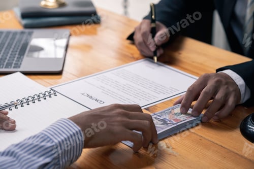 Preview: Businessmen are holding cash envelopes in order to bribe lawyers the investment project participant