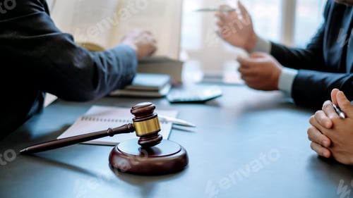 Preview: Lawyer discussed together in the office.