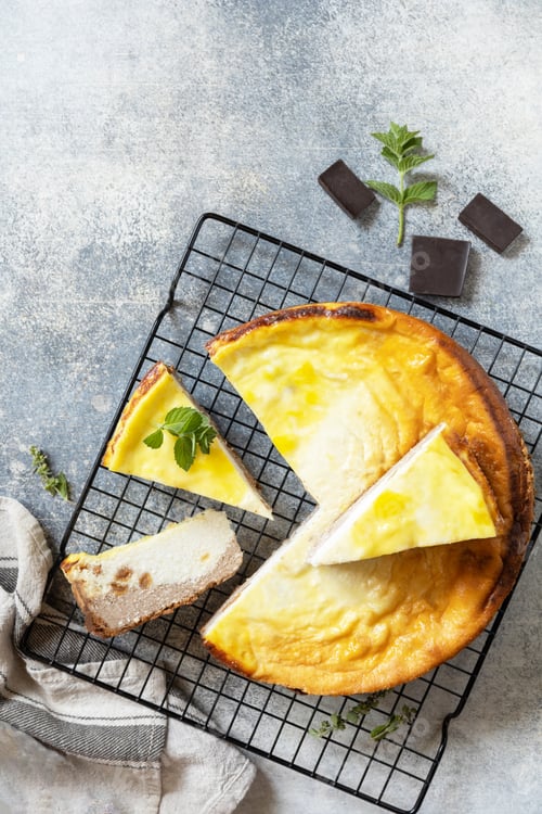 Preview: Cottage cheese casserole with raisins and chocolate.