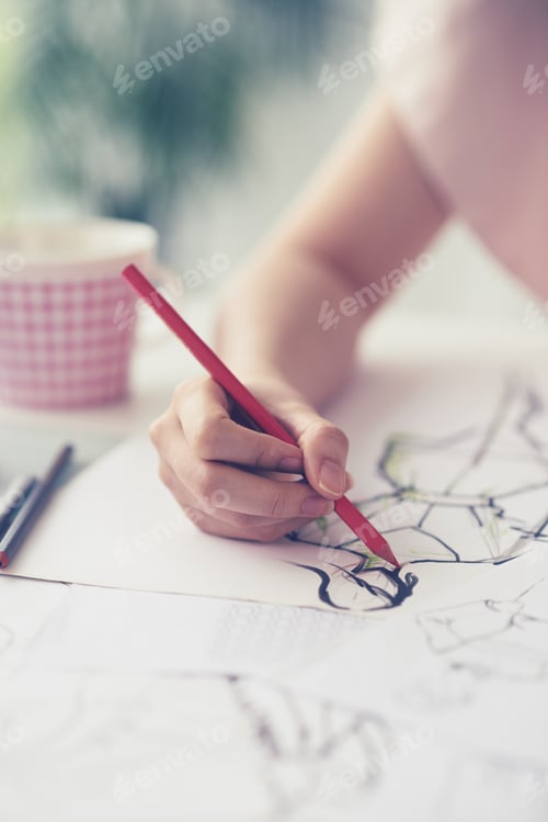 Preview: Drawing fashion sketch