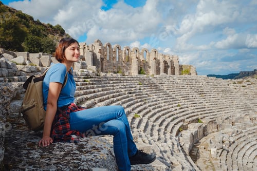 Preview: walk in Antalya Turkey on warm October afternoon, city Perge