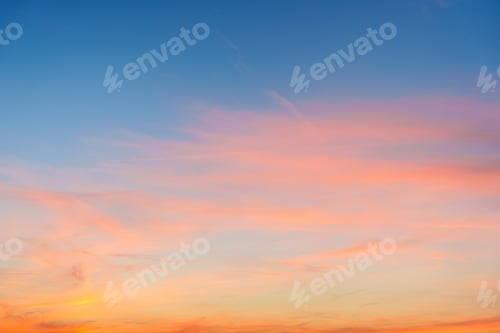 Preview: Breathtaking Sunset Sky with Vibrant Pink, Orange, and Blue Colors Creating a Stunning View