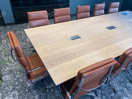 Preview: Conference table and chairs