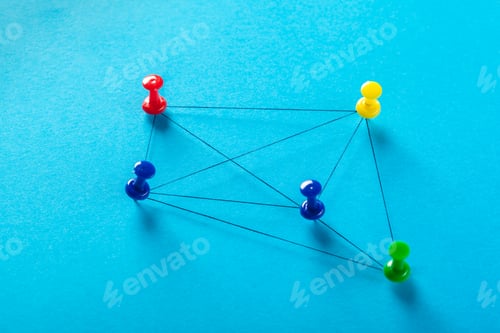 Preview: Network with pins
