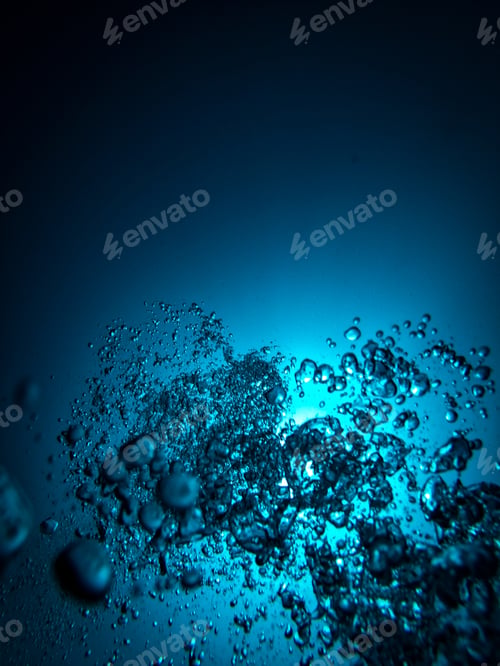 Preview: Blue water with air bubbles