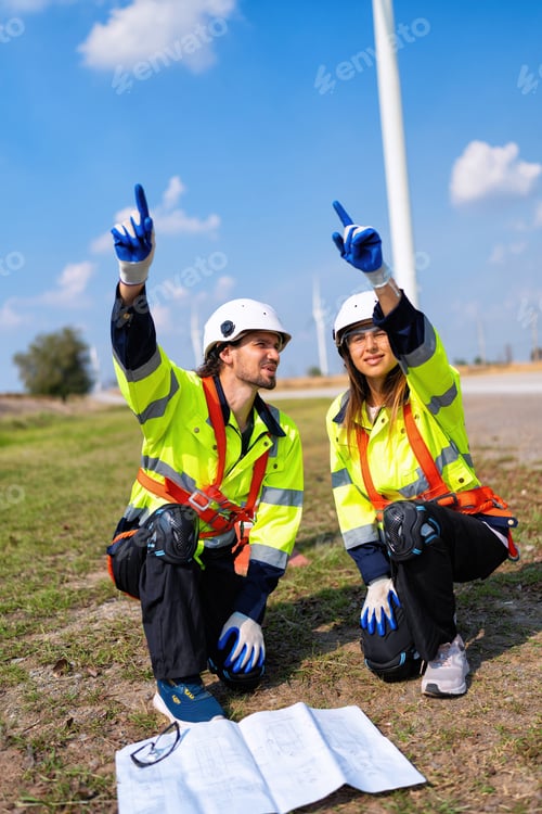 Preview: Wind turbine service engineer plan for inspection and maintenance renewable electricity generator