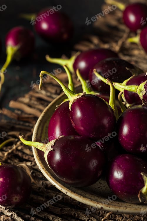 Preview: Organic Raw Baby Indian Eggplants