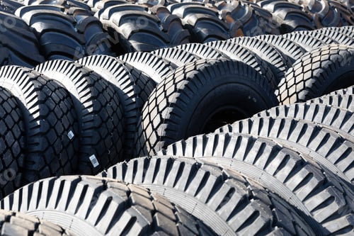 Preview: Photo of black big tires on wheels for large cars