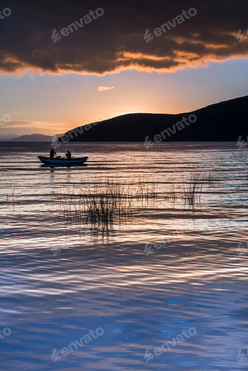 Preview: Fishermen fishing at sunrise on Lake Titicaca, Challapampa, Isla del Sol (Island of the Sun), Bolivi