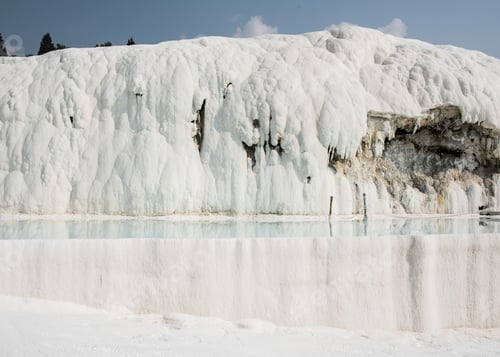 Aperçu: Calcium carbonate terraces of Pamukkale (ancient Hierapolis), Turkey
