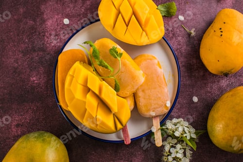 Preview: Mango banana popsicles with fresh fruits, flat lay top view