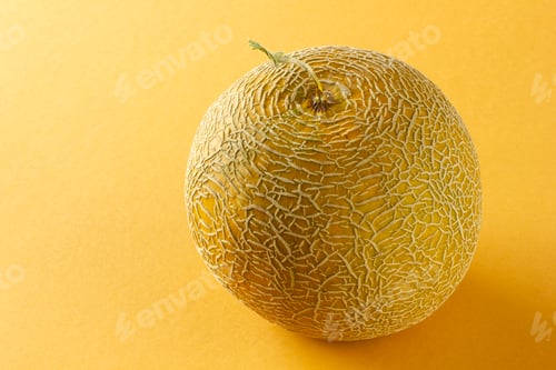 Preview: sweet and juicy whole melons