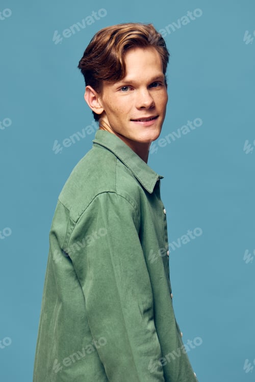 Preview: Captivating Personalities: Stylish & Confident Men for Modern Portraits in Light Studio Settings
