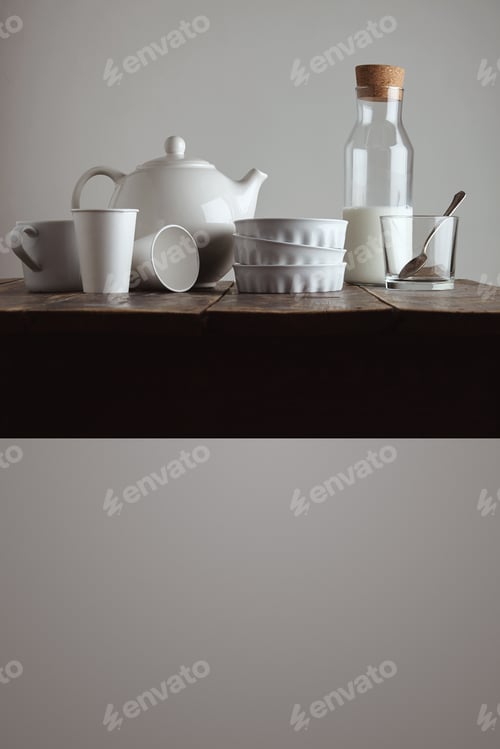Preview: Kitchen wares presentation isolated on white