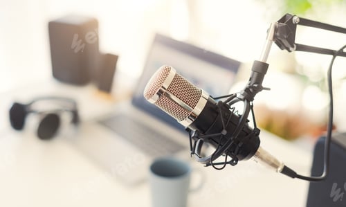 Preview: podcast recording station