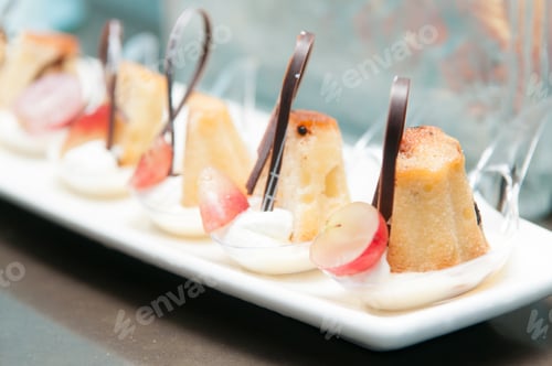 Preview: Closeup shot of lined up dessert with chocolate