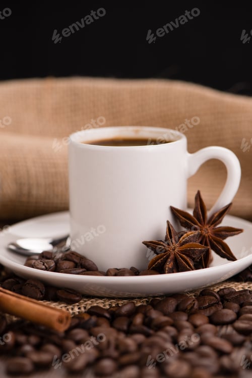 Preview: Coffee cup with burlap sack