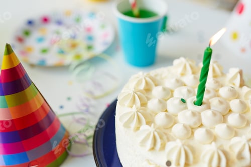 Preview: Birthday cake with candle
