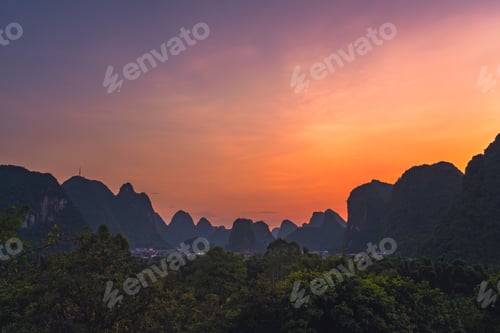 Preview: Yangshuo landscape panorama at dusk